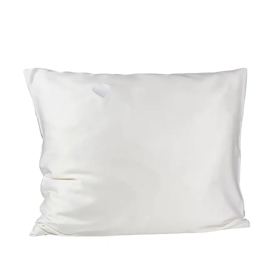 Yuaia Haircare Bamboo Pillowcase Hvid 60 x 63/70 cm