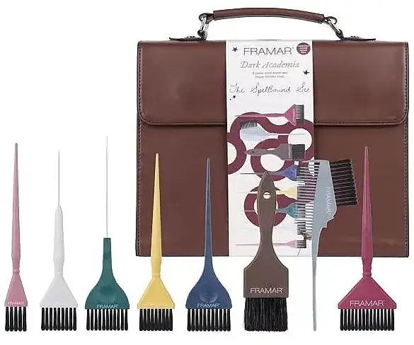 Sæt med pensler til farvning i vintage mappe 73071146