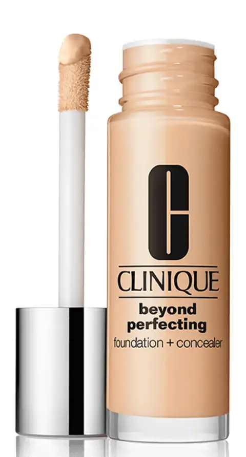 Clinique Beyond Perfecting Foundation + Concealer CN 18 Cream Whip