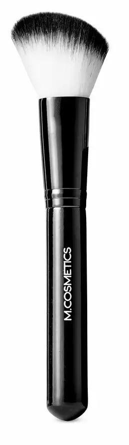 M.COSMETICS Basic Blush Brush No. 22