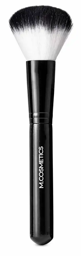 M.COSMETICS Basic Powder Brush No. 20